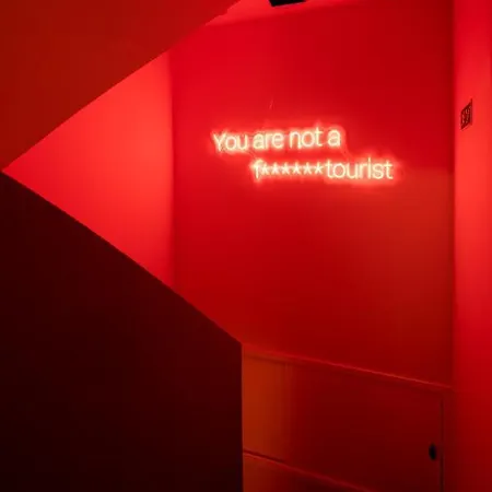 旅馆 We Hate F Tourists