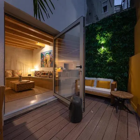 We Hate F Tourists Lisboa