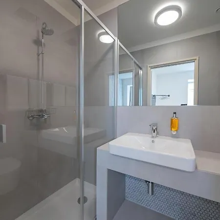 We Hate F Tourists Hostel Lisbon